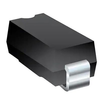 CD214B-T20ALF 32,4V Clamp 18.5A IPP TVS Diode Surface Mount SMB (DO-214AA)