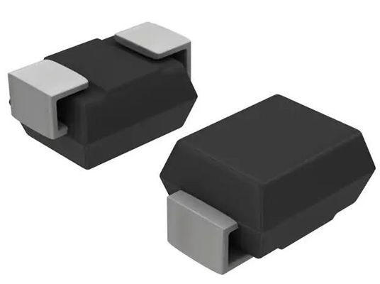 SZ1SMB26AT3G 42,1 V Morsetto 14,2 A Ipp Tvs Diodo Montaggio superficiale SMB