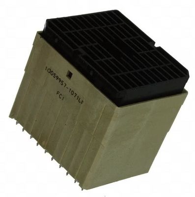 10059957-1071LF 150 Testa del connettore Maschili pin attraverso buco Naturale alta velocità